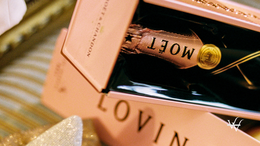 Moet_Chandon_Close_up_of_High_Heels